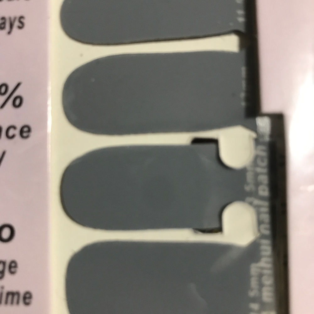 Grey nail strips